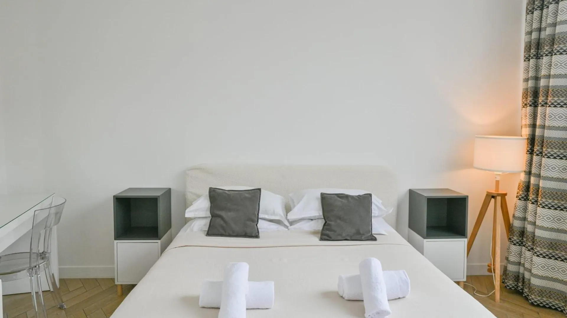 Sacre-Coeur Modern 4Bd With Sauna For 10 Guests! Paris France